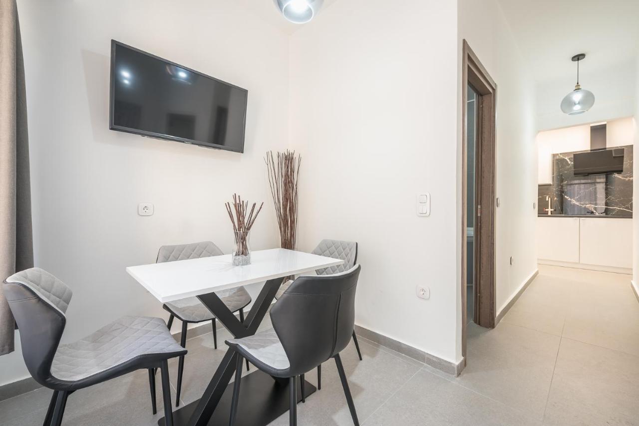 Iguana Gold Luxury Suites 2 Athens Ngoại thất bức ảnh